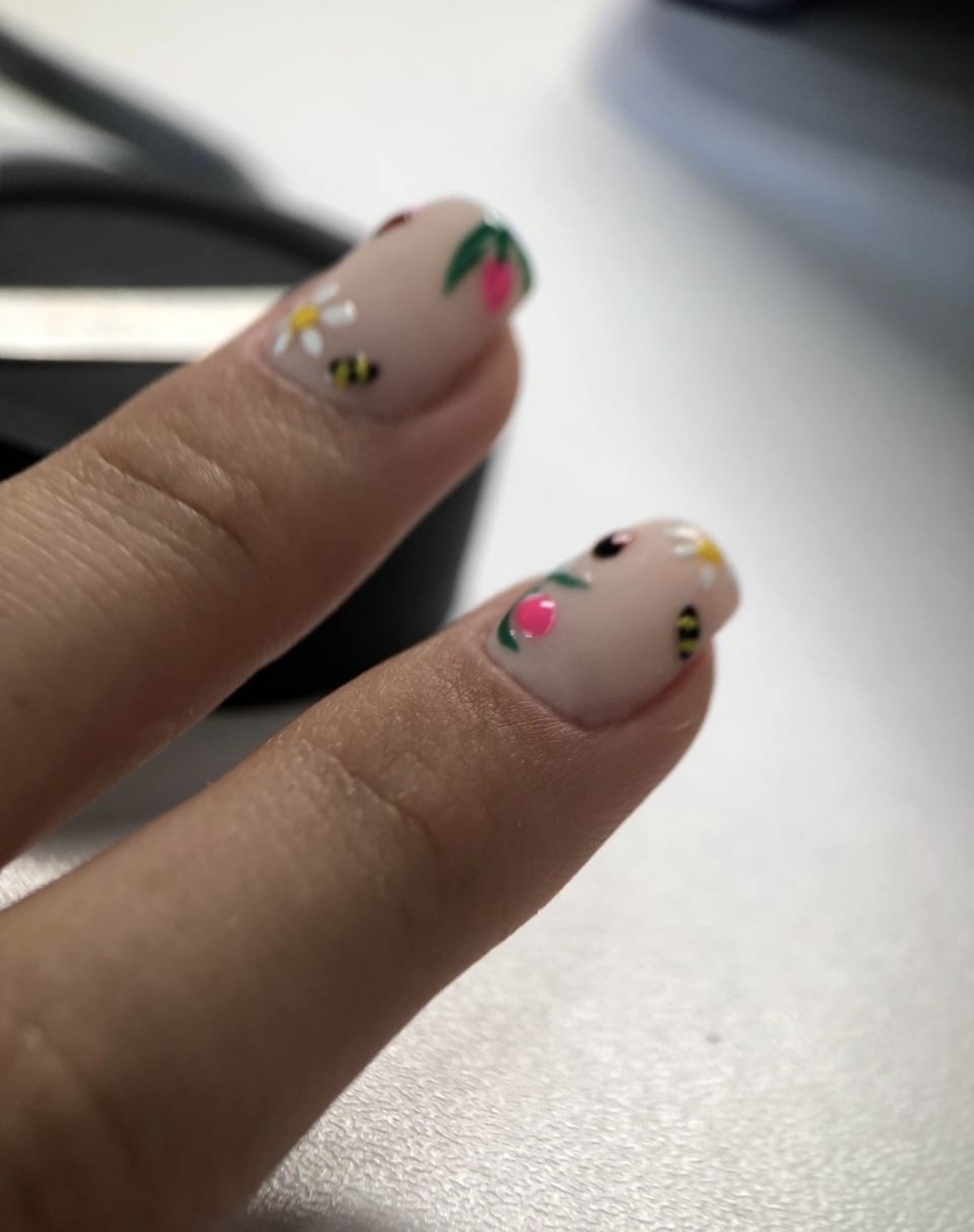 манікюр познякиJulia Nails Bar - 32