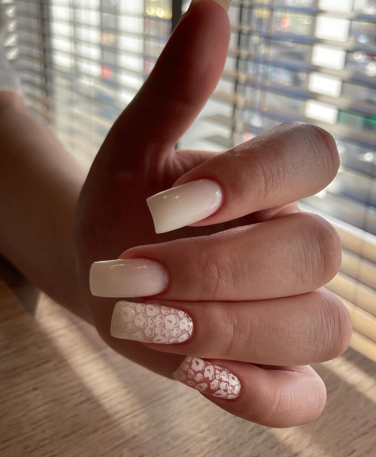 манікюр познякиJulia Nails Bar - 57